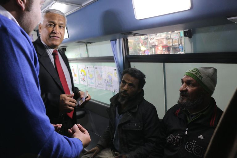 "أطفال بلا مأوى".. مبادرة مصرية لمساعدة المشردين