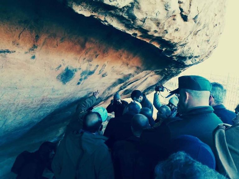 العثور على عظام متحجرة لحيوانات جنوب الجزائر العثور على عظام متحجرة لحيوانات جنوب الجزائر