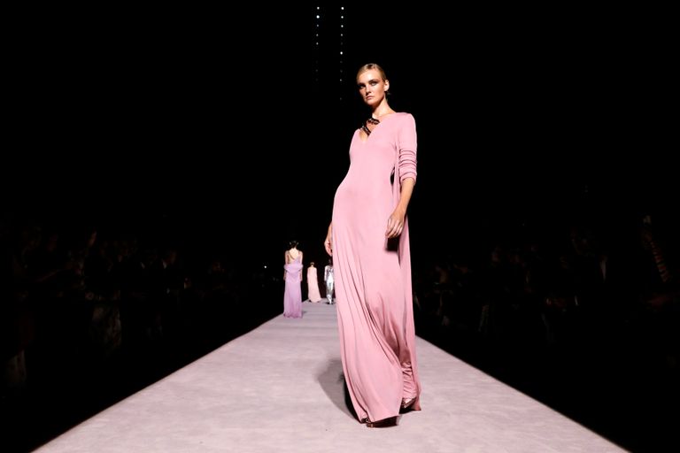 تصاميم هادئة ومريحة من توم فورد في أسبوع الموضة بنيويورك