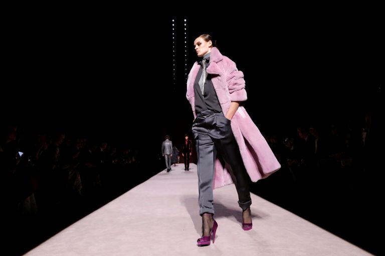 تصاميم هادئة ومريحة من توم فورد في أسبوع الموضة بنيويورك
