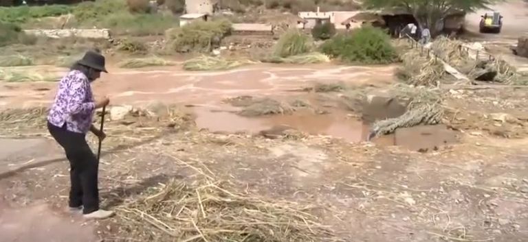 دمار في تشيلي وبيرو بسبب الأمطار الغزيرة