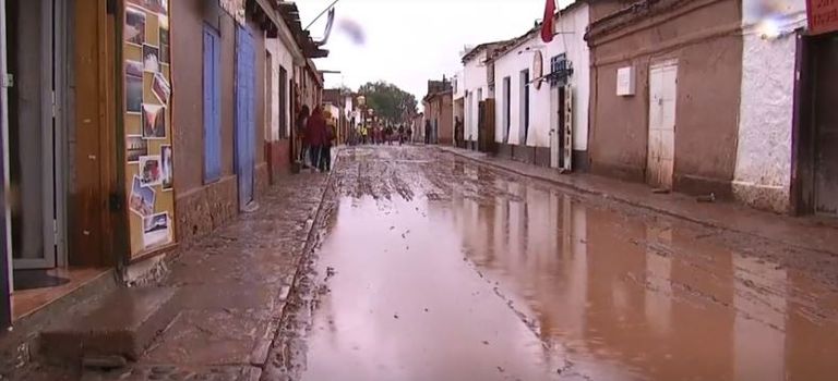 دمار في تشيلي وبيرو بسبب الأمطار الغزيرة