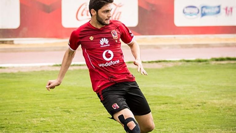 كريم نيدفيد لاعب الأهلي المصري علي معلول لاعب الأهلي المصري