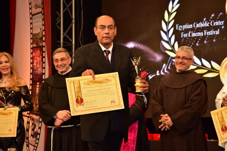 جانب من المكرمين في المهرجان