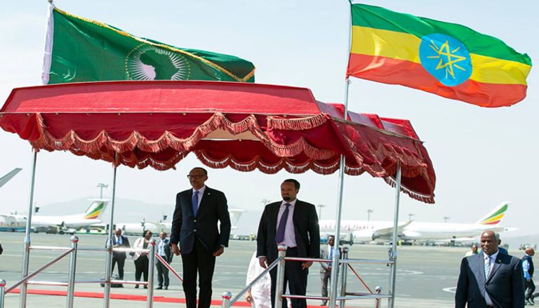 جانب من وصول الوفود المشاركة بالقمة الأفريقية