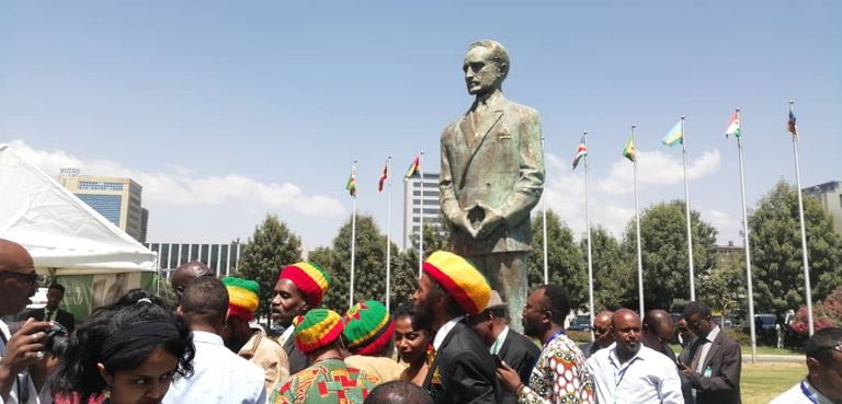 تمثال الإمبراطور الإثيوبي هيلا سيلاسي تمثال الإمبراطور الإثيوبي هيلا سيلاسي