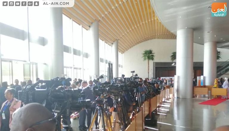 استعدادات إعلامية لرصد وصول القادة الأفارقة لمقر القمة بأديس أبابا