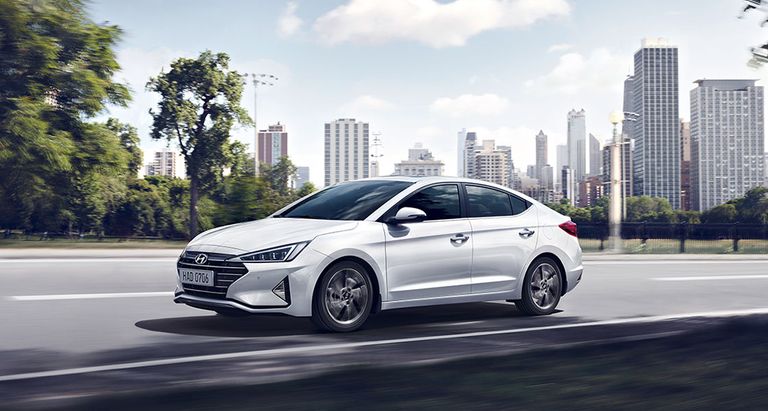 أسعار وفئات ومواصفات هيونداي إلنترا إيه دي Hyundai Elantra AD 2019 في مصر هيونداي إلنترا 2019 في مصر تجاري طموحك وحيويتك