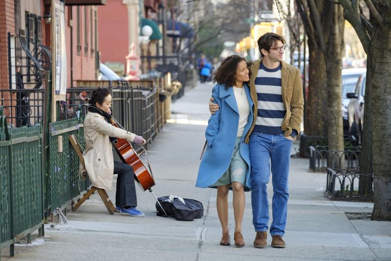 "لا يمكن الاستغناء عنك".. سينما تدعونا إلى الحب بلا تأجيل