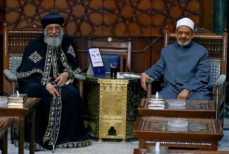 الدكتور أحمد الطيب شيخ الأزهر  والبابا تواضروس الثاني الأزهر والكنيسة.. منابر مصرية تحلق في سماء أفريقيا