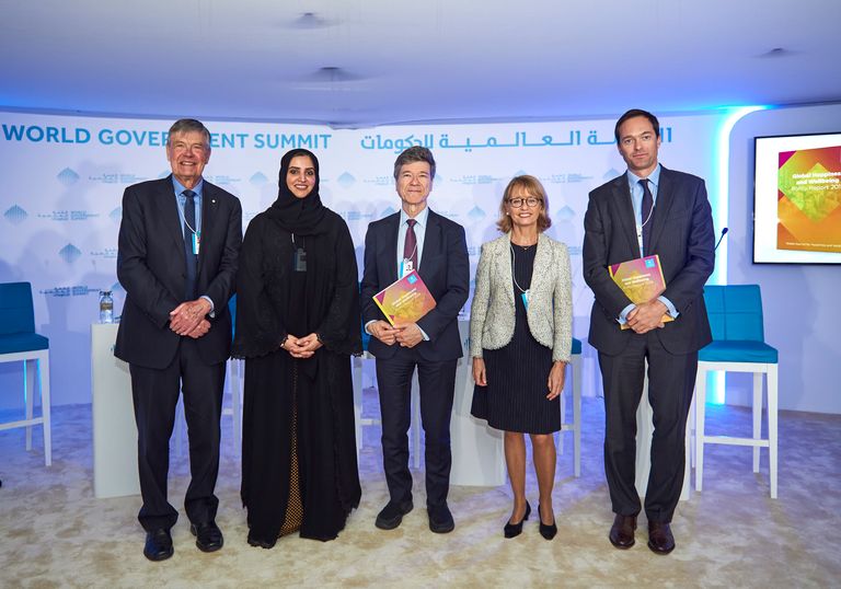 الحضور خلال إطلاق التقرير العالمي لسياسات السعادة وجودة الحياة 