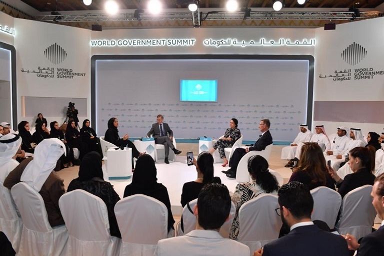 أحد جلسات قمة الحكومات جلسة