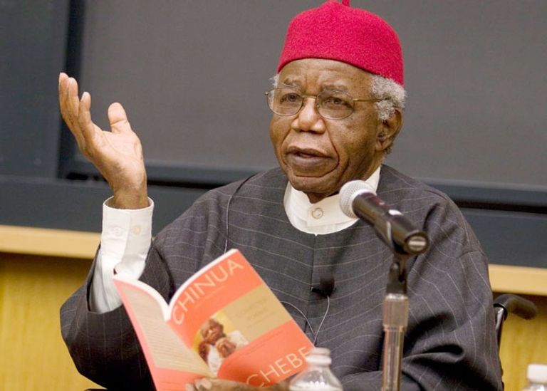 الروائي النيجيري تشينوا أتشيبي- صورة أرشيفية