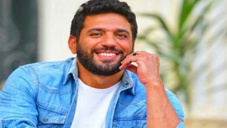 النجمة ياسمين عبدالعزيز