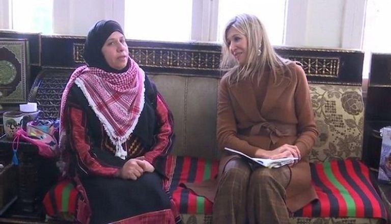 ملكة هولندا تزور أردنية فتحت بيتها دار ضيافة للأجانب