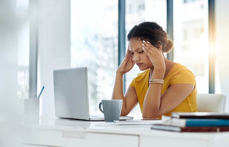 حبوب منع الحمل تؤثر على عواطف المرأة وتضر بعلاقاتها