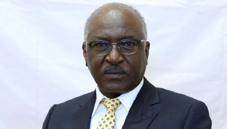 حاتم السر وزير النقل والتنمية العمرانية السوداني