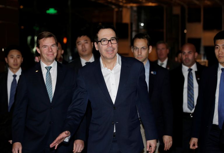 الوفد التجاري الأمريكي في الصين لإجراء محادثات التجارة