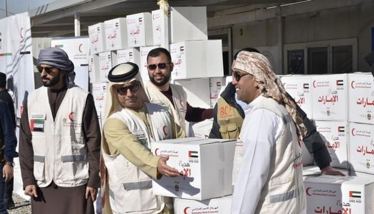 الهلال الأحمر الإماراتي يقدم مساعدات لـ75 ألف نازح في كردستان العراق