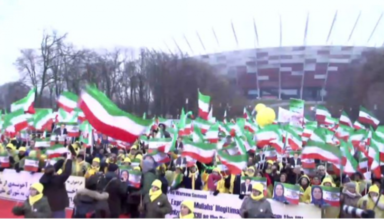 جانب من مسيرة وارسو المناهضة لنظام طهران