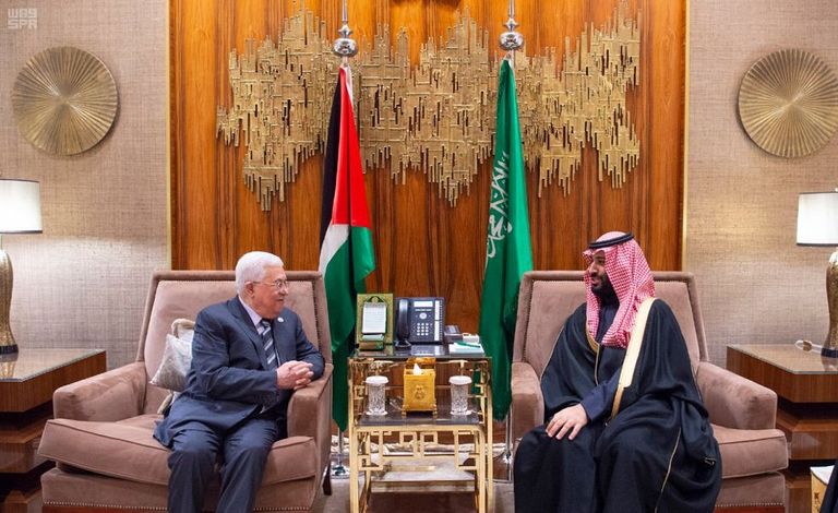 ولي العهد السعودي يبحث مع الرئيس الفلسطيني مستجدات الأوضاع خادم الحرمين الشريفين يستقبل الرئيس الفلسطيني