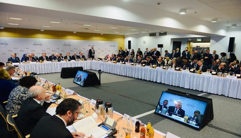 وزير الخارجية الأمريكي فور وصوله إلى مقر اجتماعات مؤتمر وارسو