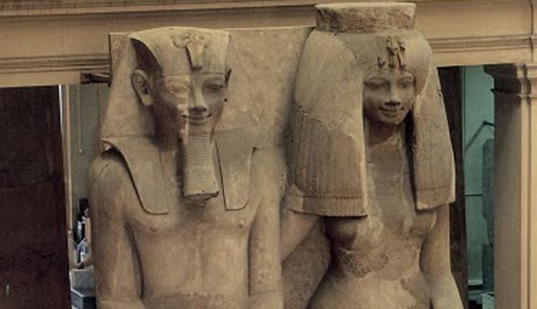 قصص الحب الملكية والشعبية في المعابد الفرعونية