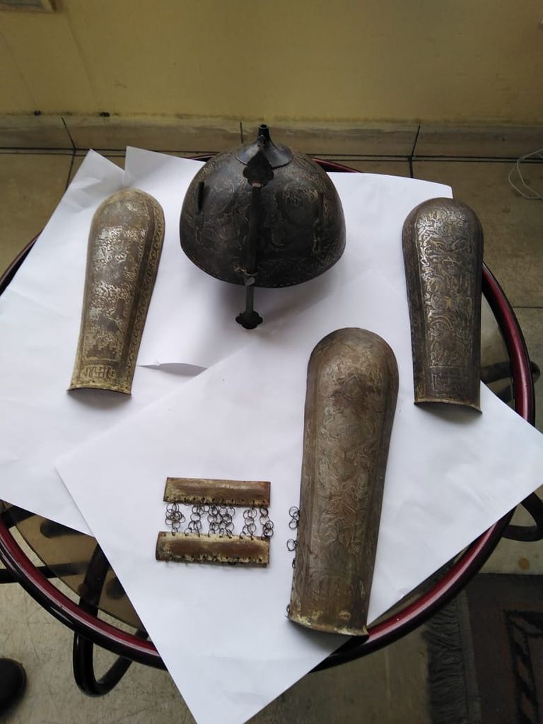 قطعة من زي عسكري إسلامي