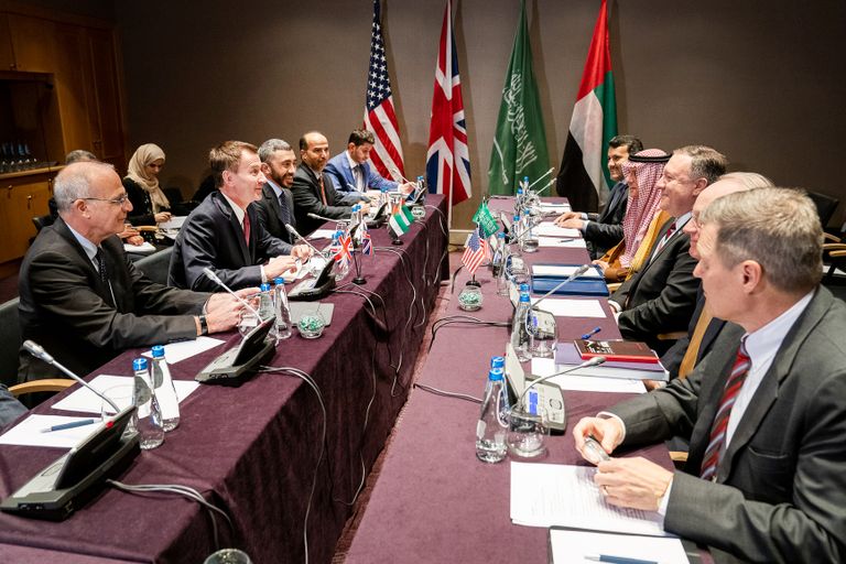 جانب من اجتماعات وارسو