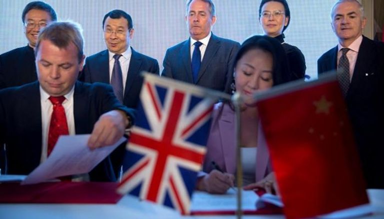 الصين تلغي محادثات تجارية مع بريطانيا