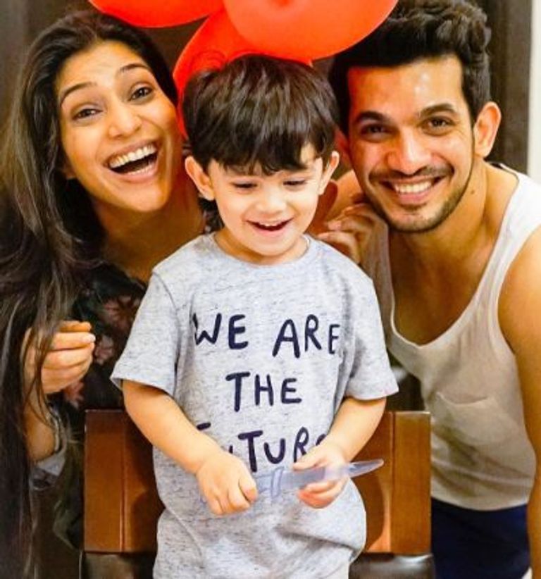 النجم الهندي أرجون كابور وخطيبته - أرشيفية