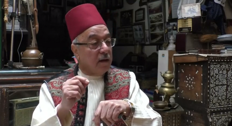 جامع التحف السوري هيثم طباخة