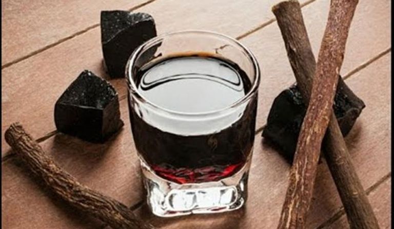 العرقسوس للتخلص من سموم الكبد الأعشاب والأطعمة الصحية تخلص الكبد من السموم