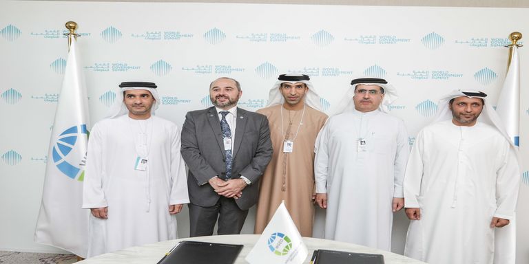 توقيع الاتفاقية على هامش القمة العالمية للحكومات