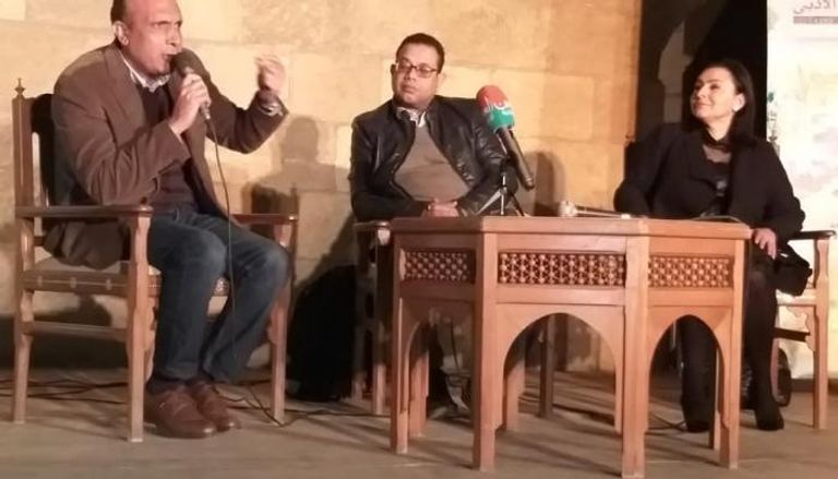 الكاتب عادل عصمت في الندوة الافتتاحية لمهرجان القاهرة الأدبي 