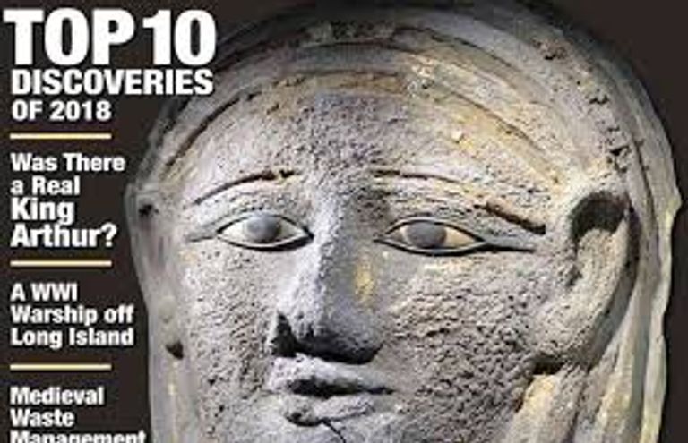 وزير الآثار المصرية  في محاضرة الاكتشافات الحديثة والمشروعات الكبرى