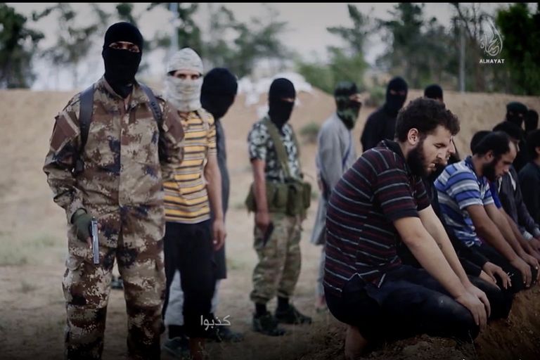 محمد خليفة محتجز حاليا شمال شرق سوريا