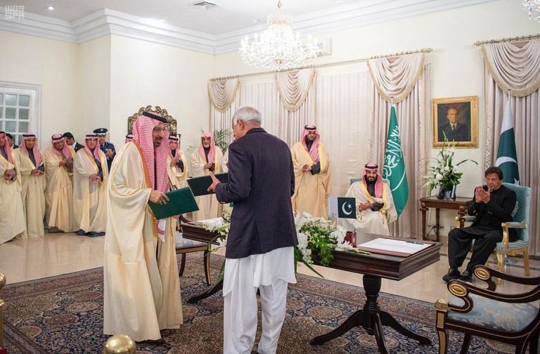 السعودية وباكستان يوقعان 4 مذكرات تفاهم واتفاقية لمشاريع مشتركة