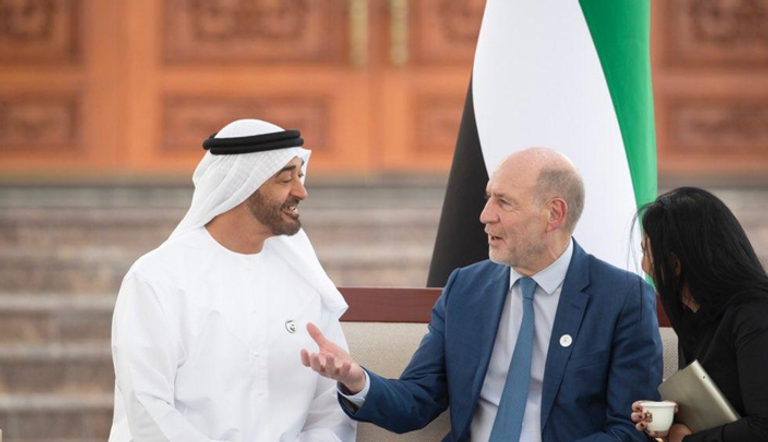  الشيخ محمد بن زايد ورئيس الوفد الفرنسي جان جاك بريدي 