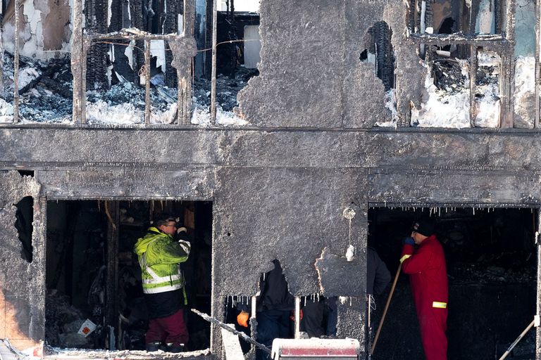 حريق منزل في كندا