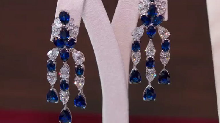 إحدى قطع مجوهرات دار شوبارد