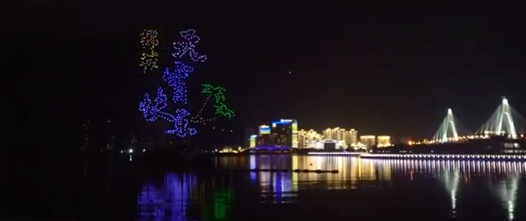 1000 طائرة مسيرة تضيء سماء الصين احتفالا بالعام الجديد