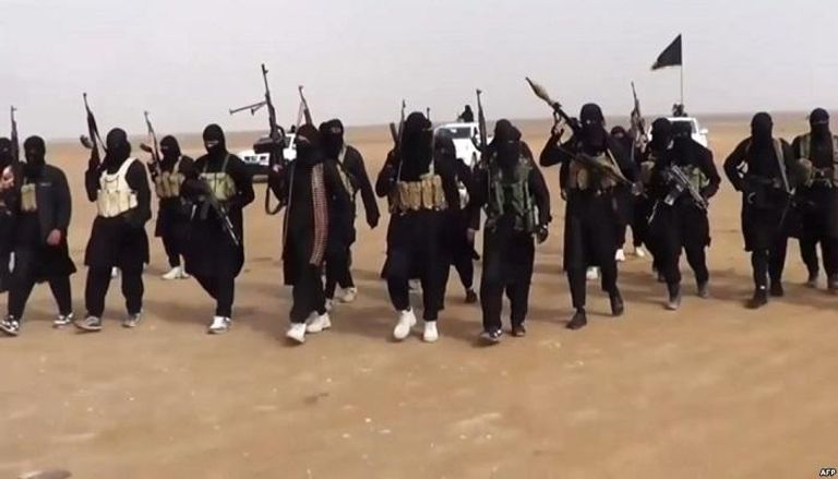عناصر تابعة لتنظيم داعش الإرهابي في سوريا - أرشيف