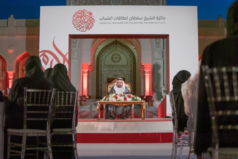 حاكم الشارقة يطلق "جائزة الشيخ سلطان لطاقات الشباب"