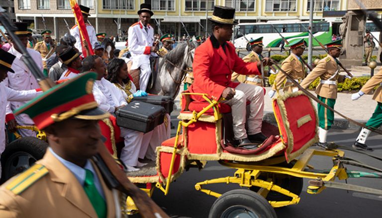 إثيوبيا تدعو للحب والسلام برحلة "لوسي"