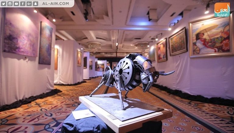 الشاب الإثيوبي هينوك تسجاي يباشر هوايته