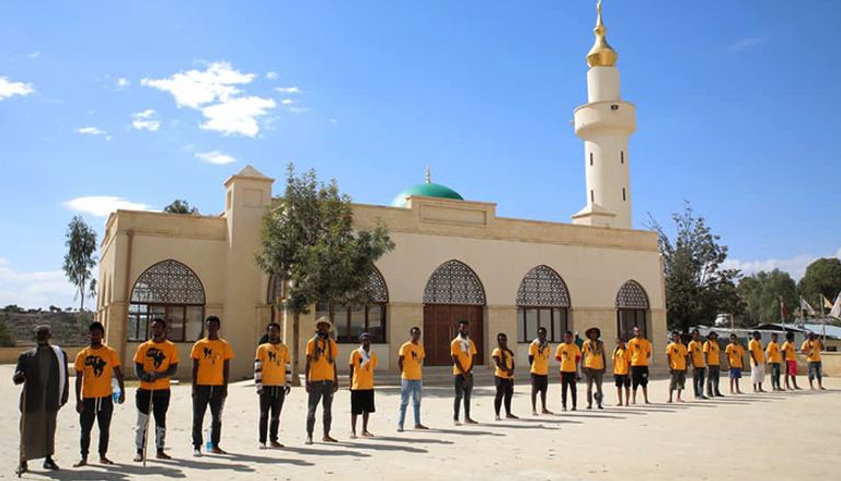 مشاركون في القوافل الشبابية