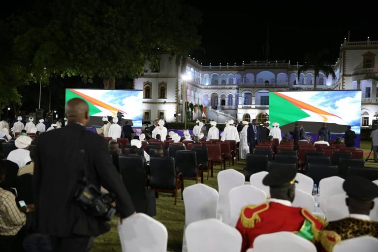 رموز القوى السياسية في السودان خلال كلمة البشير
