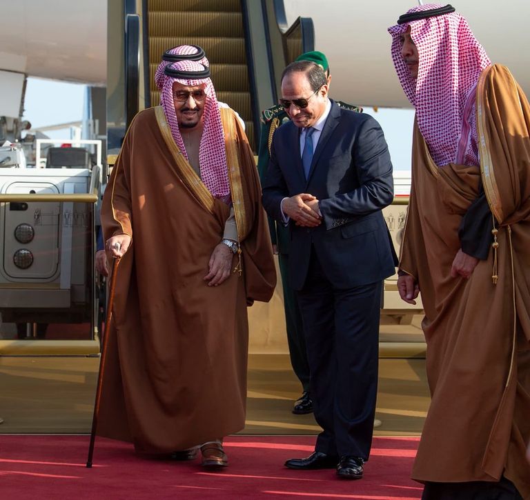 الرئيس السيسي يستقبل الملك سلمان بن عبد العزيز