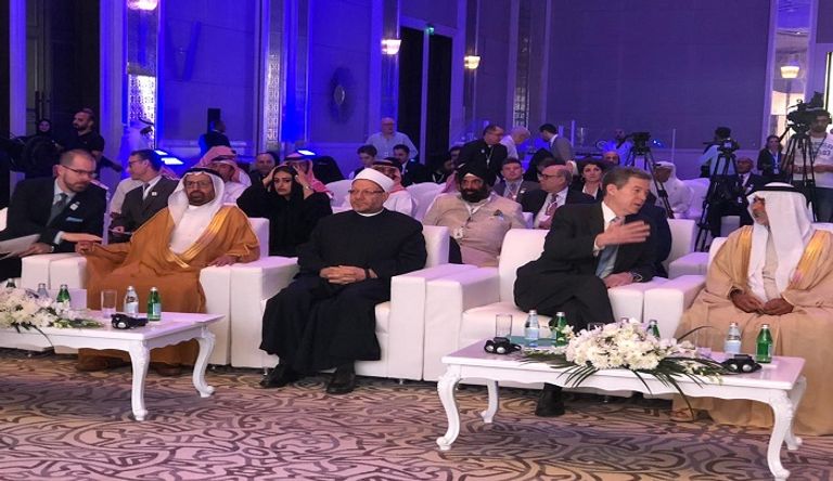  الشيخ نهيان بن مبارك آل نهيان 